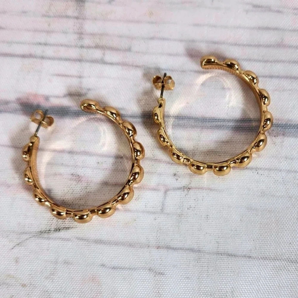 Gold Tone Beaded Hoop‎ Earrings Small Classic Jewelry - Pieced